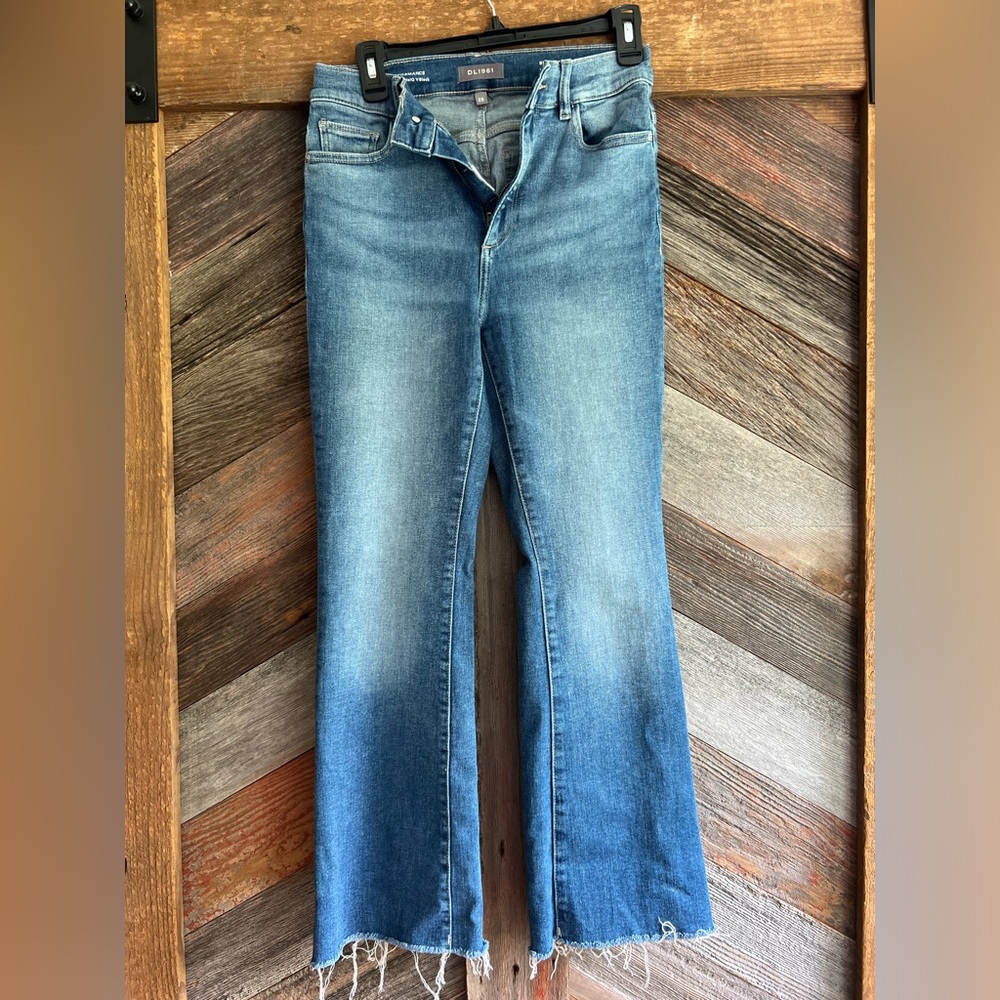 DL1961
Bridget Boot High Rise Instasculpt Crop Jeans- Size 28